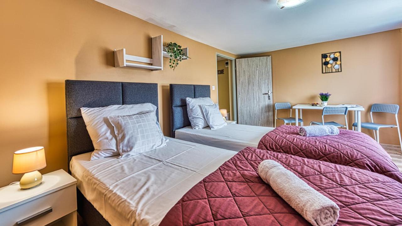 Mirsk Maja Pokoje Z Widokiem Kameralna Agroturystyka Na Pogorzu Izerskim Z Sauna I Jacuzzi (Adults Only) מראה חיצוני תמונה